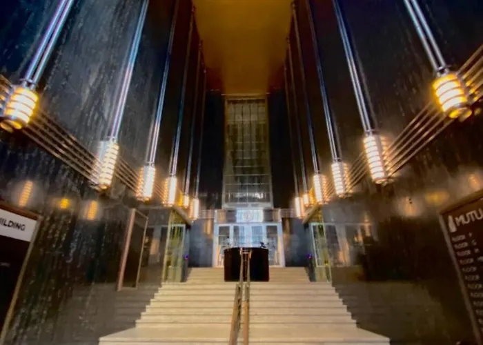 Art Deco Mutual Heights Loft