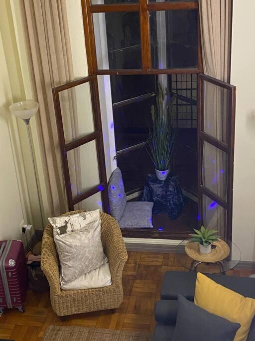 Art Deco Mutual Heights Loft *
